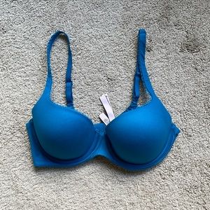 34D Victoria secret Lightly lined Demi bra (blue)